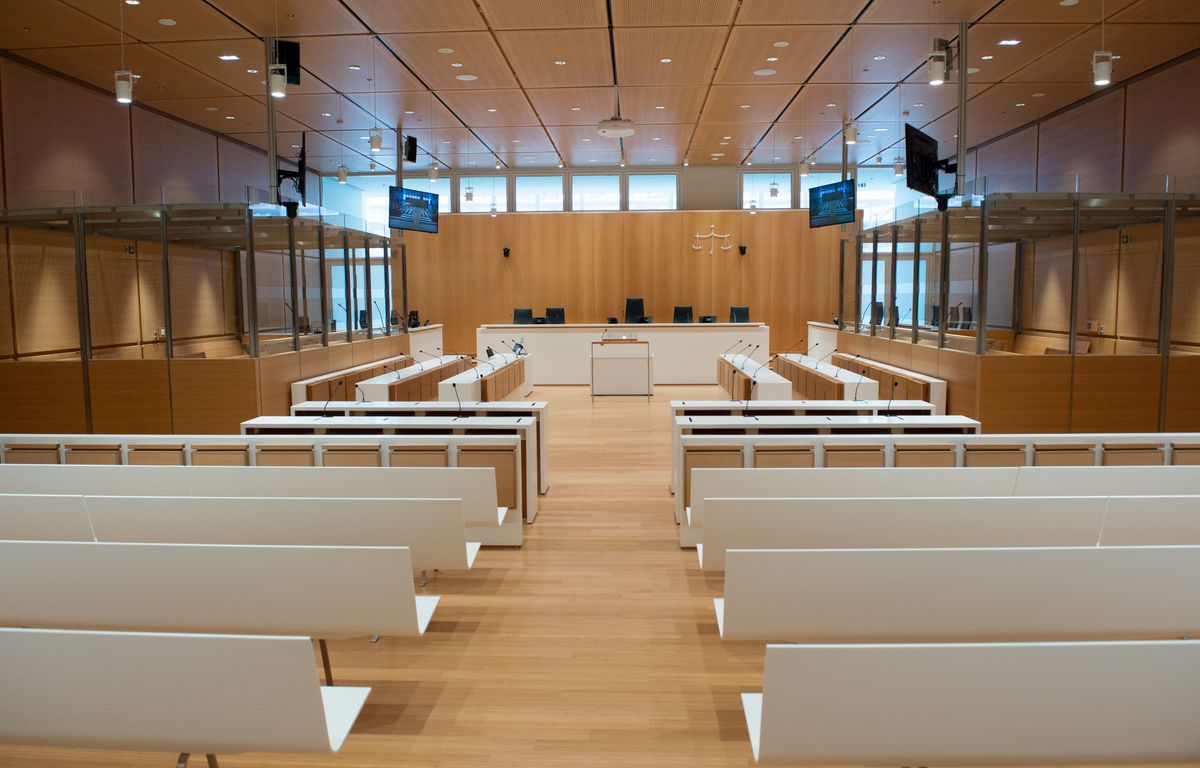 Paris : Trois policiers blessés lors d’une audience au tribunal