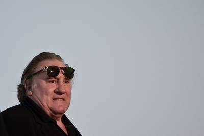 La plainte déposée par Hélène Darras contre Depardieu classée pour prescription