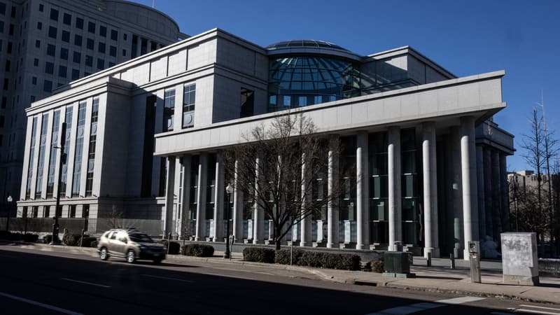 États-Unis: un homme arrêté après avoir ouvert le feu à la cour suprême du Colorado