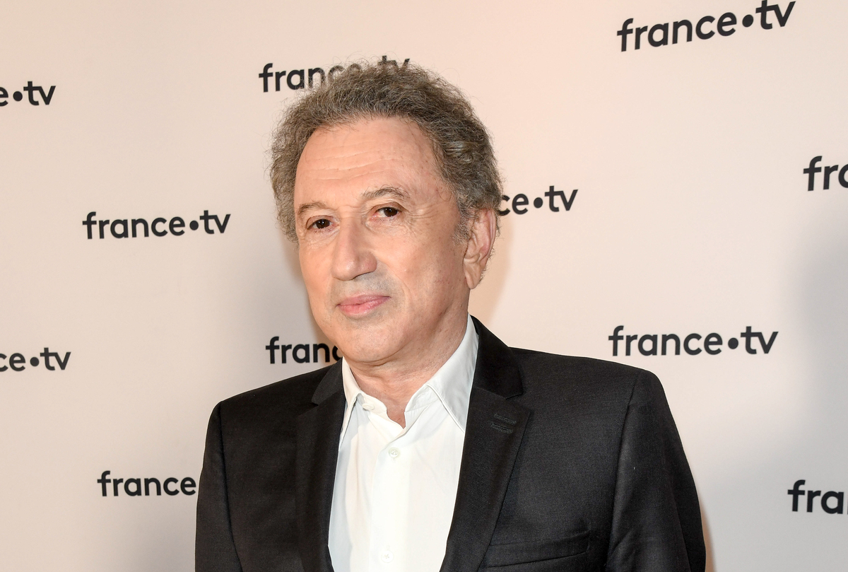 Michel Drucker : après avoir annoncé sa retraite imminente, l’animateur fait volte-face