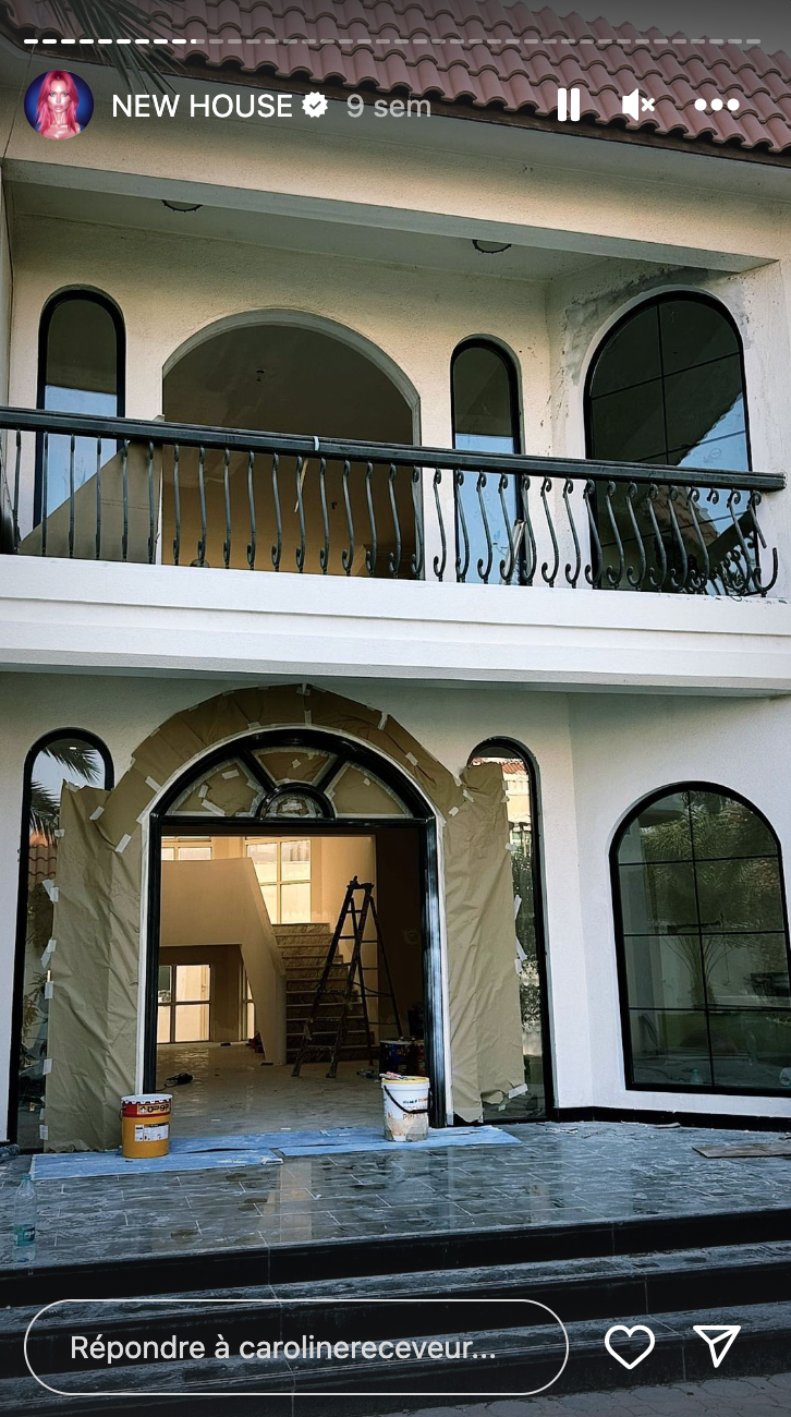 Caroline Receveur : découvrez la superbe villa qu’elle partage à Dubaï avec son mari Hugo Philip