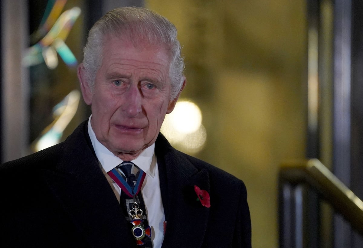 Charles III : pourquoi il ne veut “pas abandonner” le prince Andrew malgré les rebondissements dans l’affaire Epstein