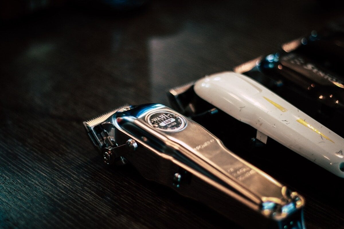 Elle rase le crâne de sa fille de 7 ans pour une raison écoeurante