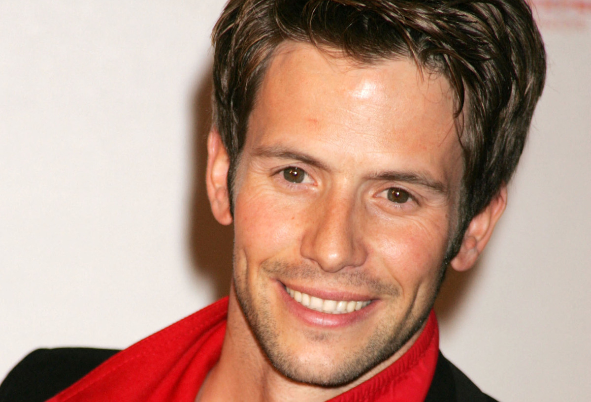 Mort de Christian Oliver : des images du crash fatal à l’acteur et à ses deux filles dévoilées