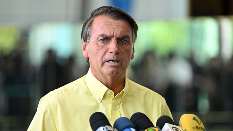 Brésil: l’ancien président Jair Bolsonaro éclaboussé par un scandale d’espionnage