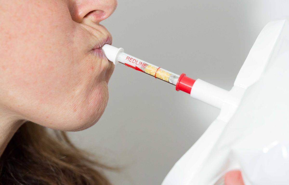 Contrôlée deux fois ivre au volant en six mois, elle se justifie en évoquant… sa ménopause