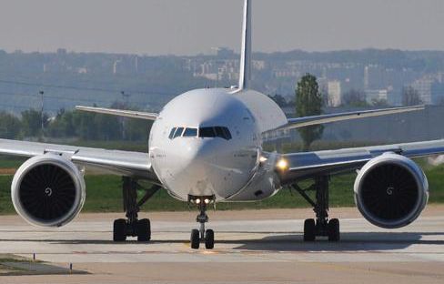 Amsterdam : Suite à « un problème technique », un Boeing 777 fait demi-tour après son décollage