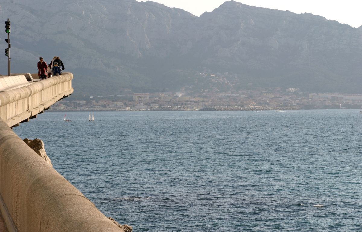 Marseille : Un homme de 26 ans saute depuis la corniche Kennedy, son pronostic vital est engagé
