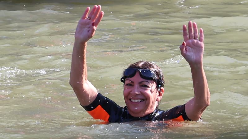 “Tout à fait dans les normes”: Anne Hidalgo dément la mauvaise qualité de l’eau de la Seine le jour de sa baignade