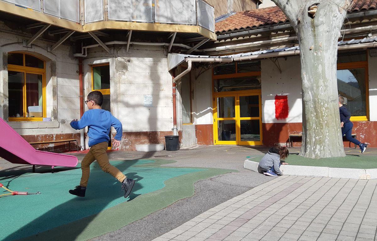 Marseille : Un centre aéré fermé après la diffusion de vidéos d’enfants en pleurs sur le Snapchat d’une animatrice