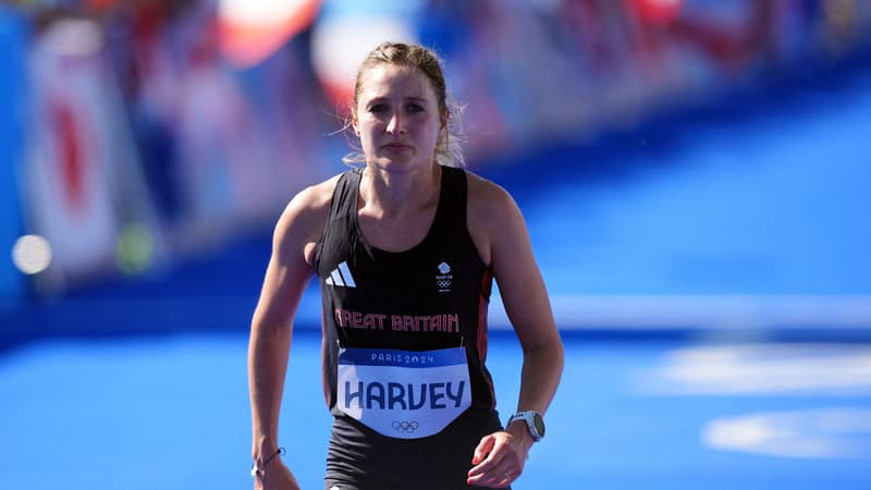 JO 2024: “J’ai pensé que je ne pourrais pas faire un pas de plus”, la Britannique Rose Harvey a bouclé son marathon avec la jambe cassée