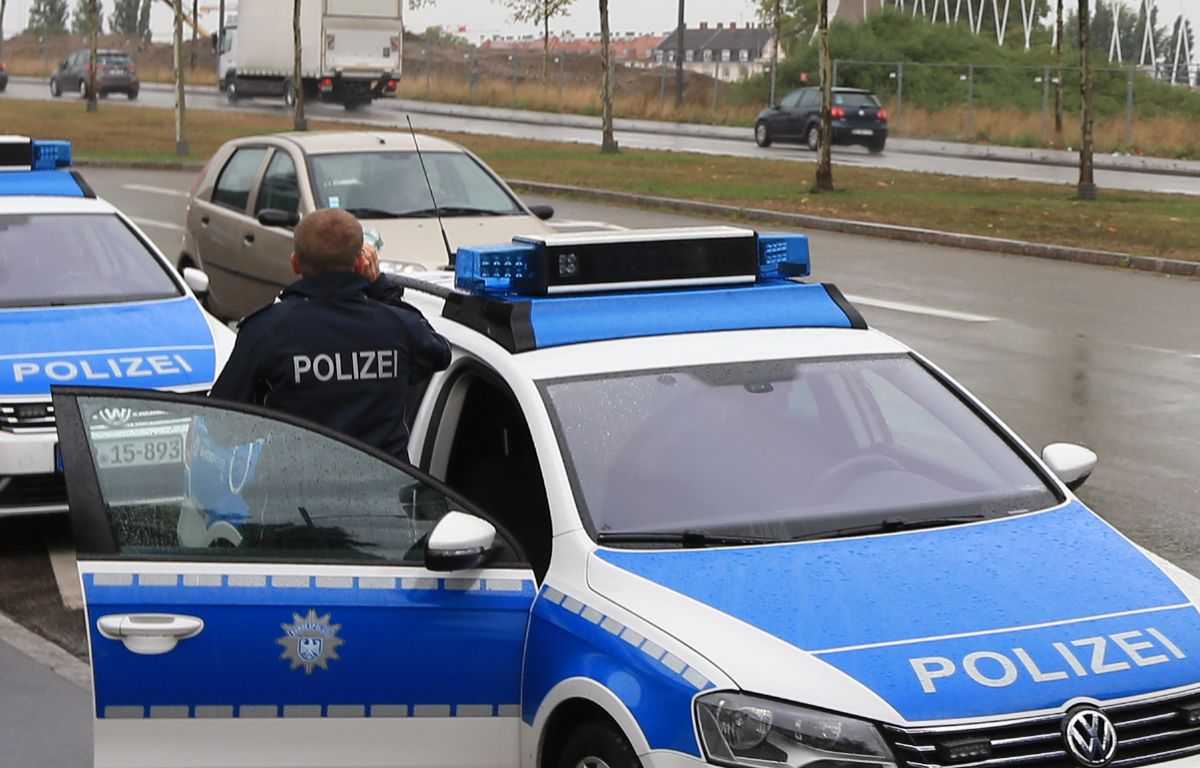 Allemagne : Un homme armé d’une machette tente de tuer des policiers dans un commissariat