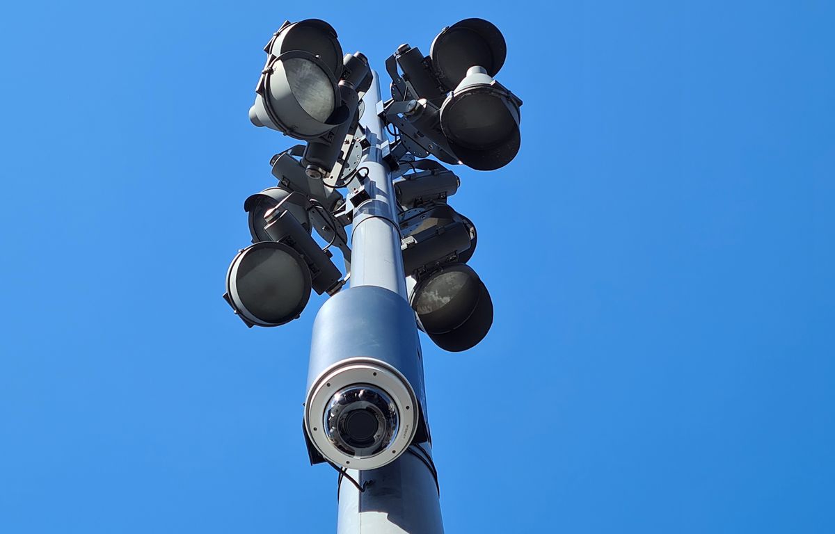 Marseille : Après avoir scié un mât de caméra surveillance, un homme arrêté avec un bon stock de cocaïne