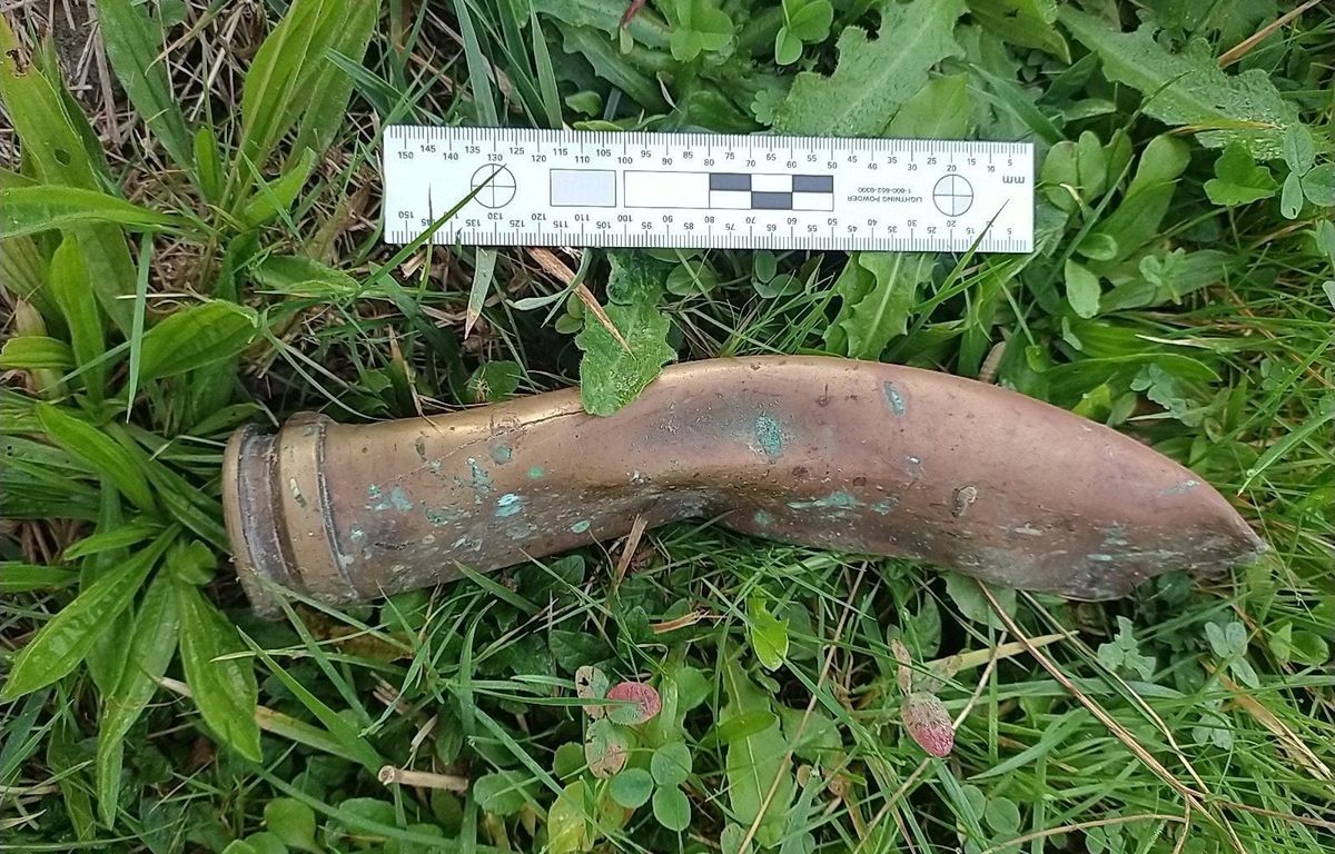 Ille-et-Vilaine : « Ne le touchez en aucun cas »… Une habitante rapporte un obus à la gendarmerie