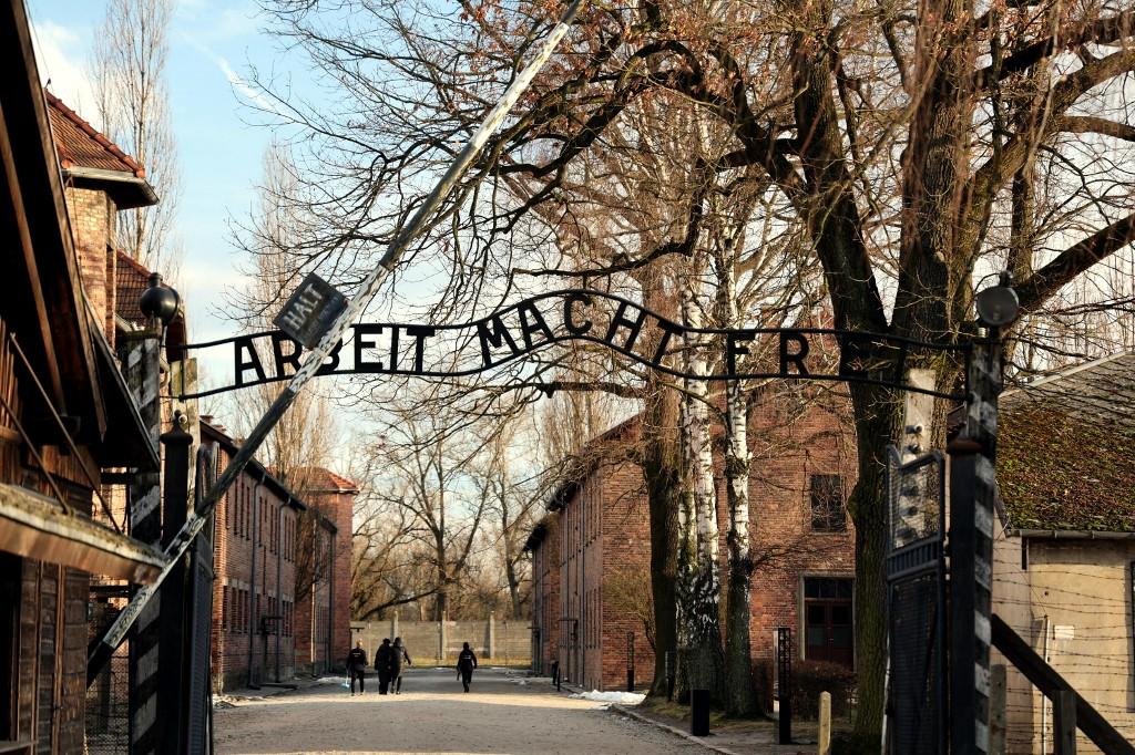 Non, l’URSS n’a jamais cherché à libérer Auschwitz
