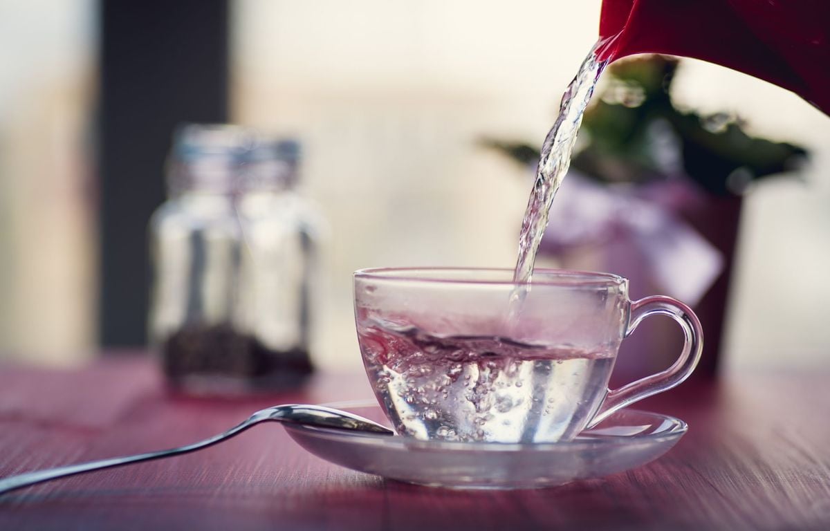 Bouches-du-Rhône : Une cliente et un serveur brûlés à la soude en buvant de l’eau dans un restau