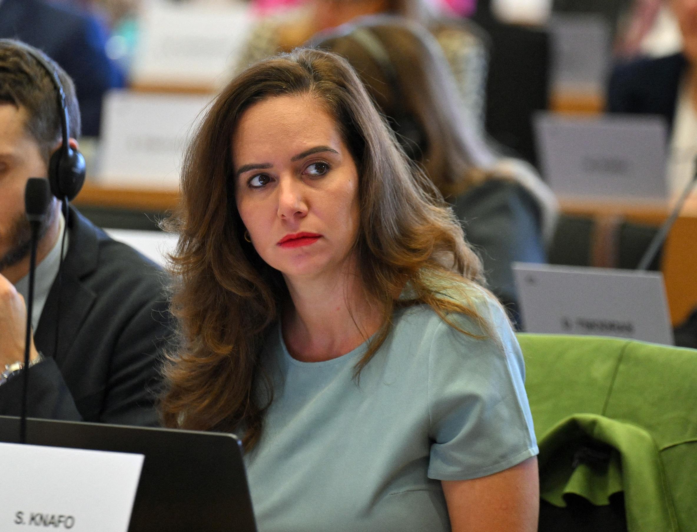 «Pourquoi ne font-ils rien ?» : Sarah Knafo fustige l’impuissance de la classe politique après le meurtre de Louise