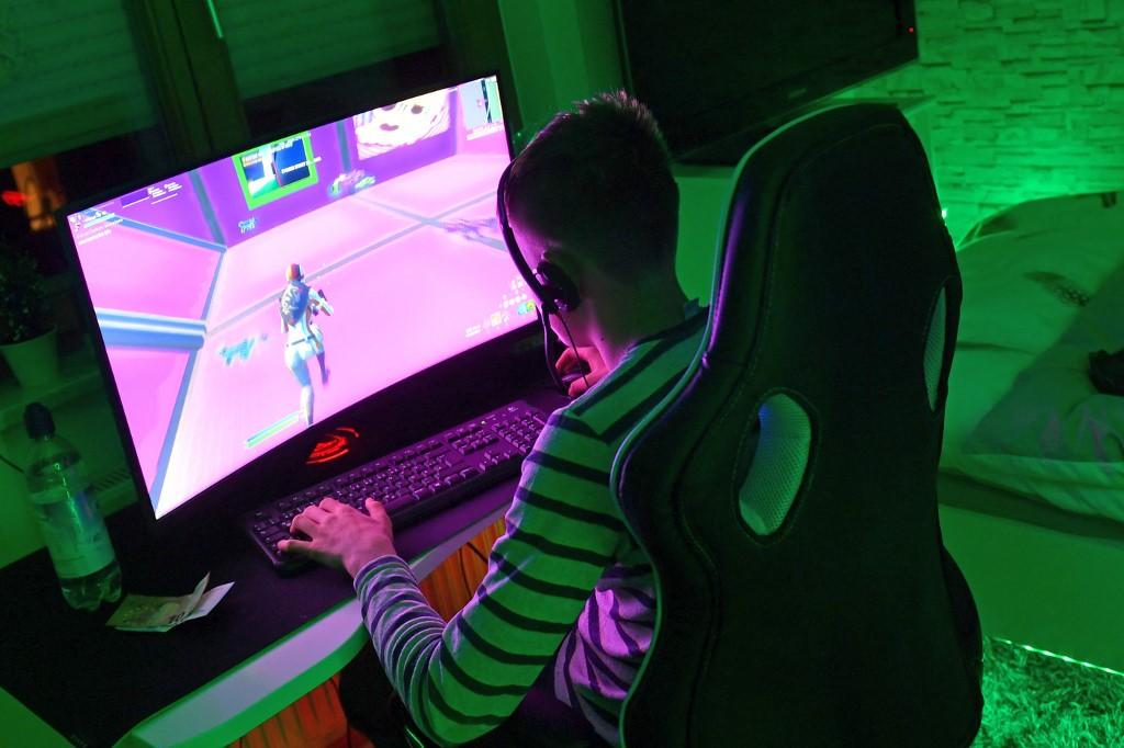 Jeux vidéo et violence : le député-gamer Denis Masséglia appelle à cesser les «faux débats»