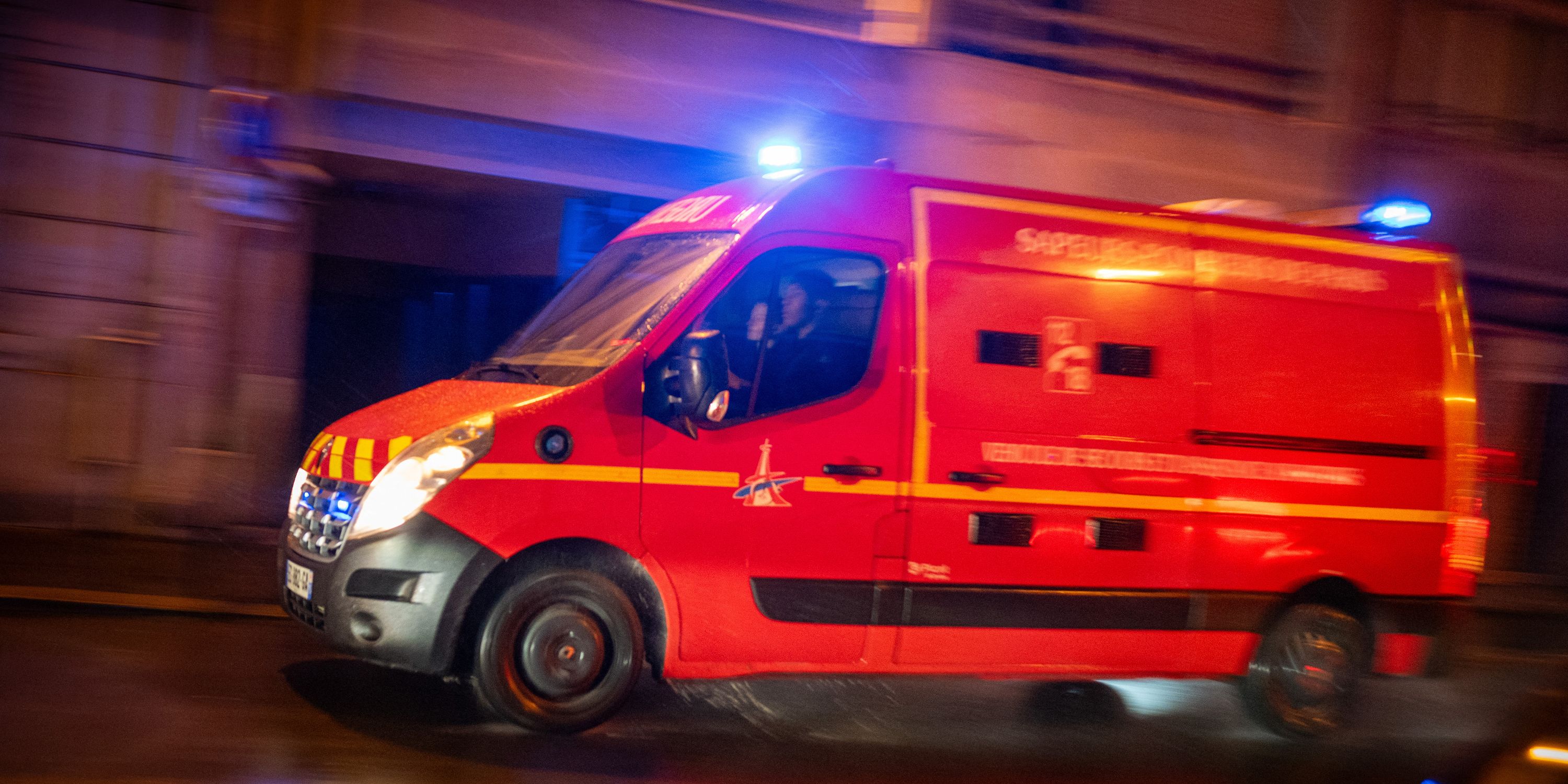 Trois engins explosifs lancés contre le consulat général de Russie à Marseille, pas de blessés
