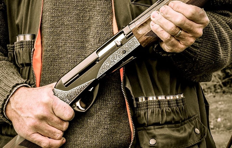 Haute-Garonne : Une balle de chasseur passe à deux mètres du lit d’un bébé