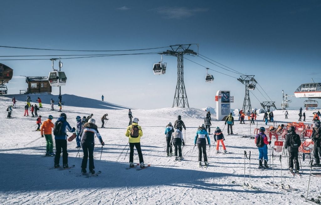 Savoie : Tapage nocturne, appartements saccagés… Des étudiants belges sèment la pagaille à La Plagne