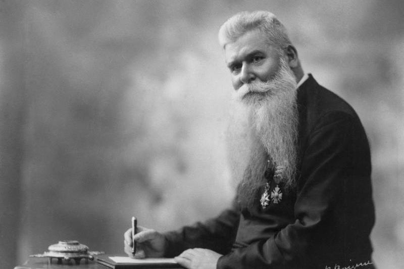 Père Brottier : l’aumônier de la Grande Guerre devenu protecteur des orphelins