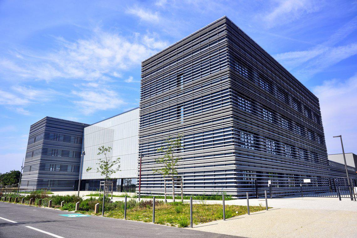 Intelligence artificielle : un méga data center à Valence pour rivaliser avec les géants