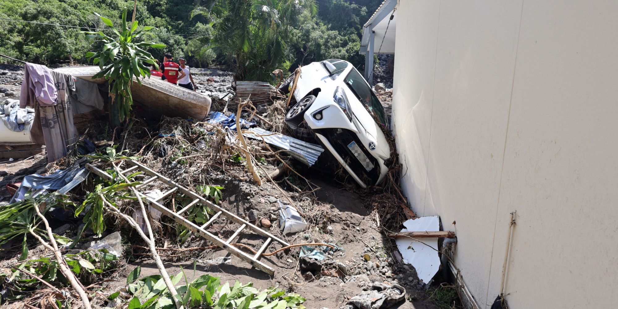 Un air de «fin du monde» : La Réunion panse ses plaies après le cyclone Garance