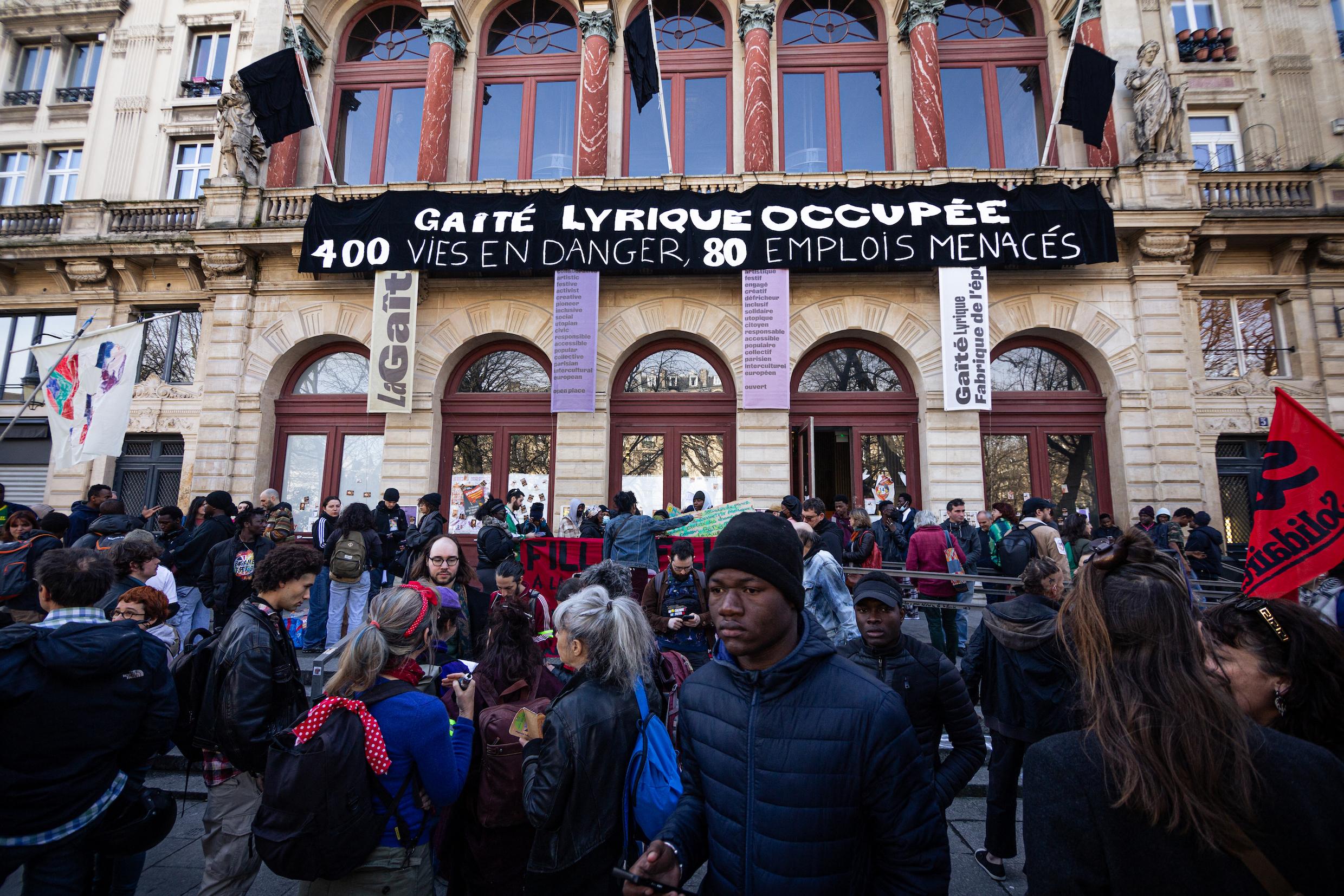 Occupation de la Gaîté Lyrique : «Les associations se servent des migrants comme de la chair à canon», dénonce Sabrina Agresti-Roubache