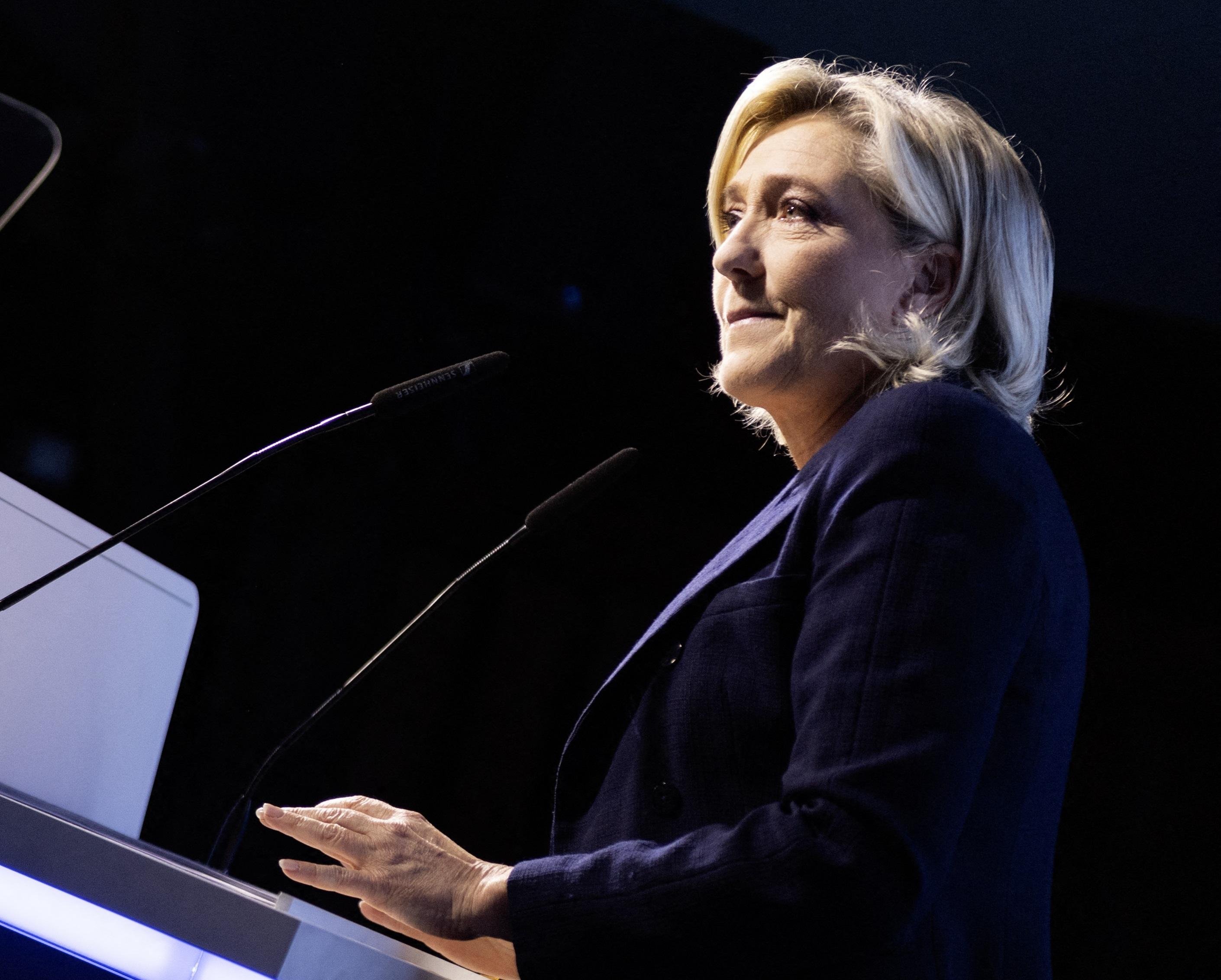«Ces ingérences ne sont pas admissibles» : la réponse cinglante de Marine Le Pen à la Russie sur la souveraineté de Mayotte