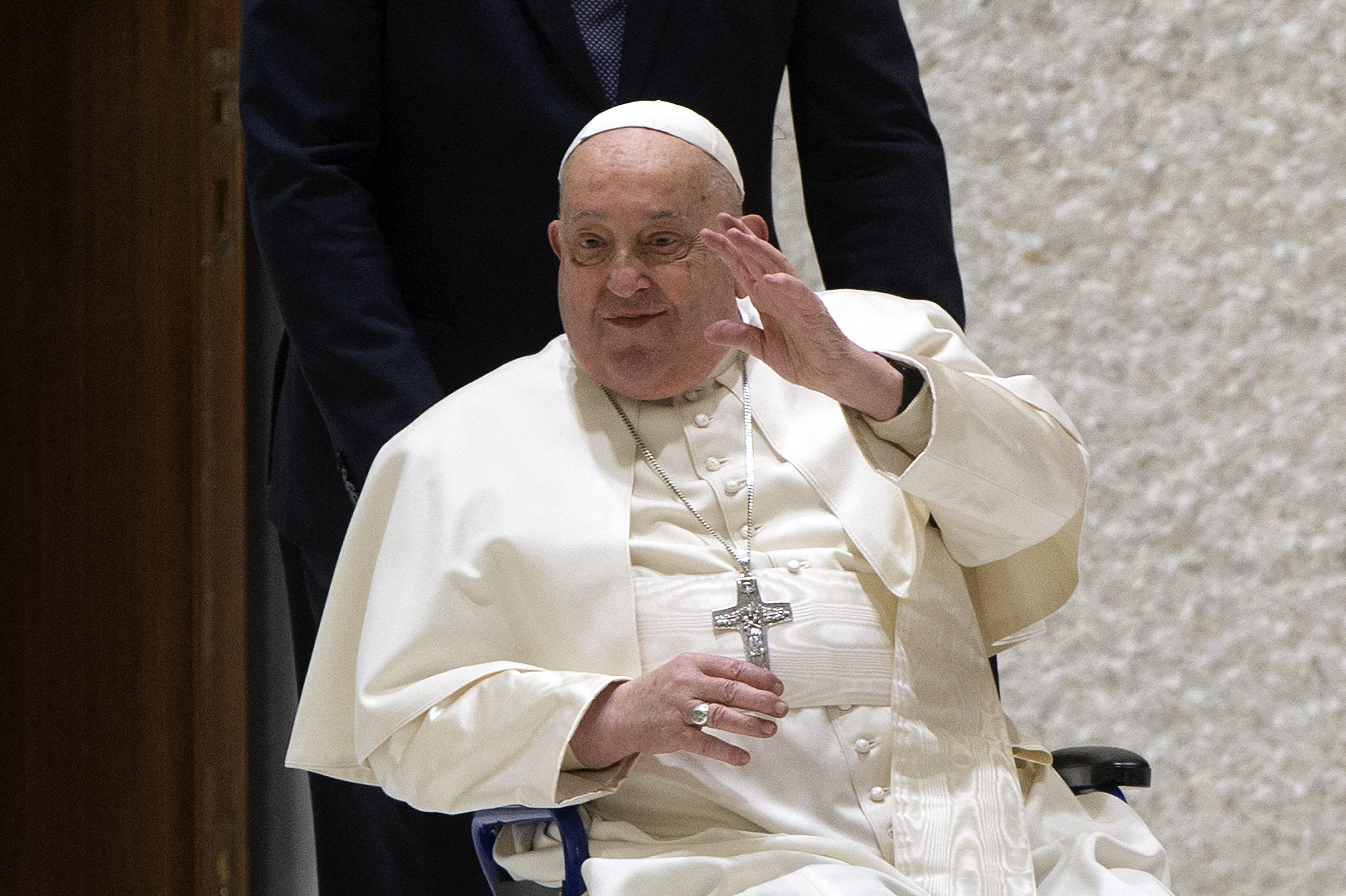 «Je suis confronté à une épreuve» : Le pape François prend la parole sur son état de santé