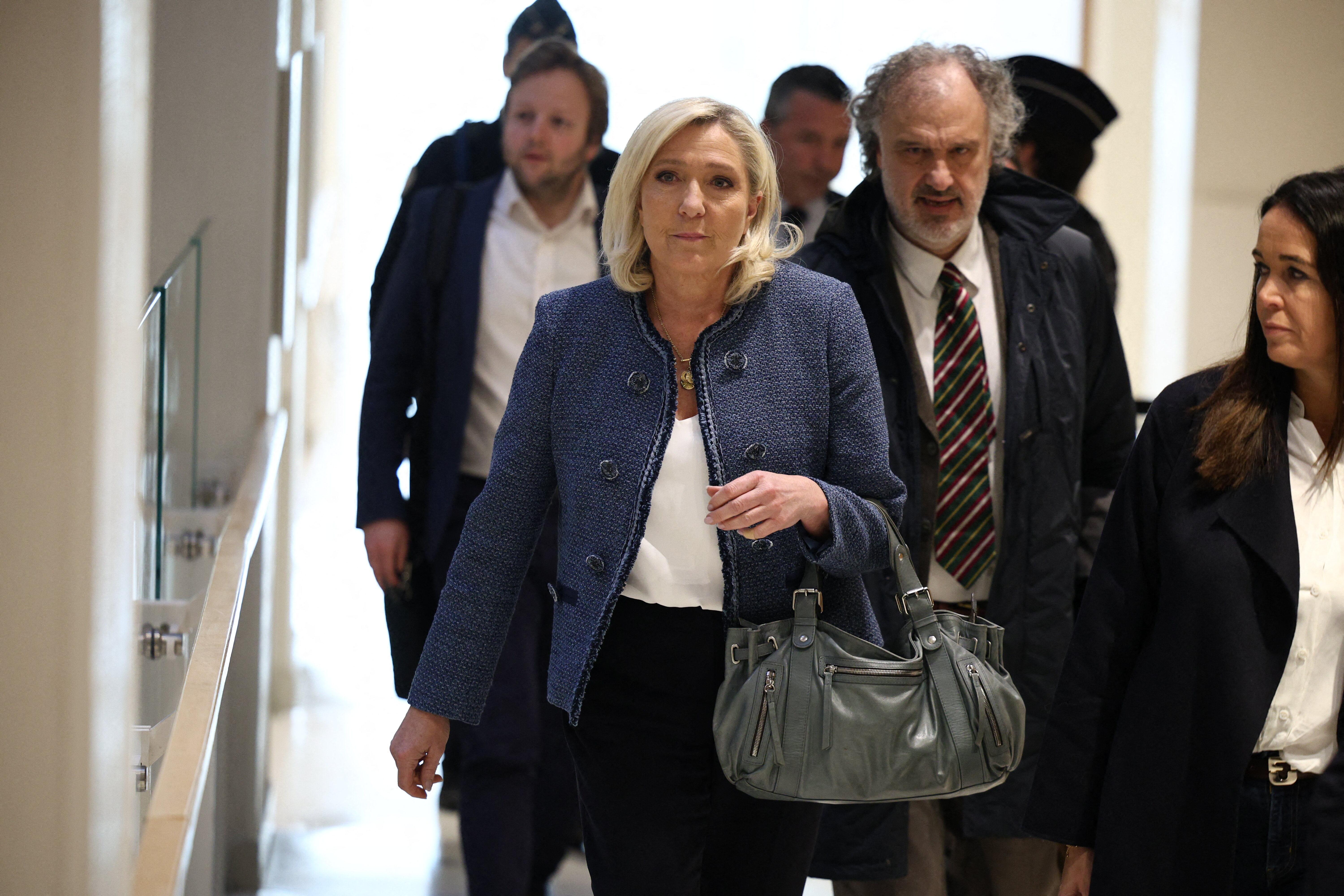 Procès des assistants parlementaires du FN : qui est condamné à quoi ?