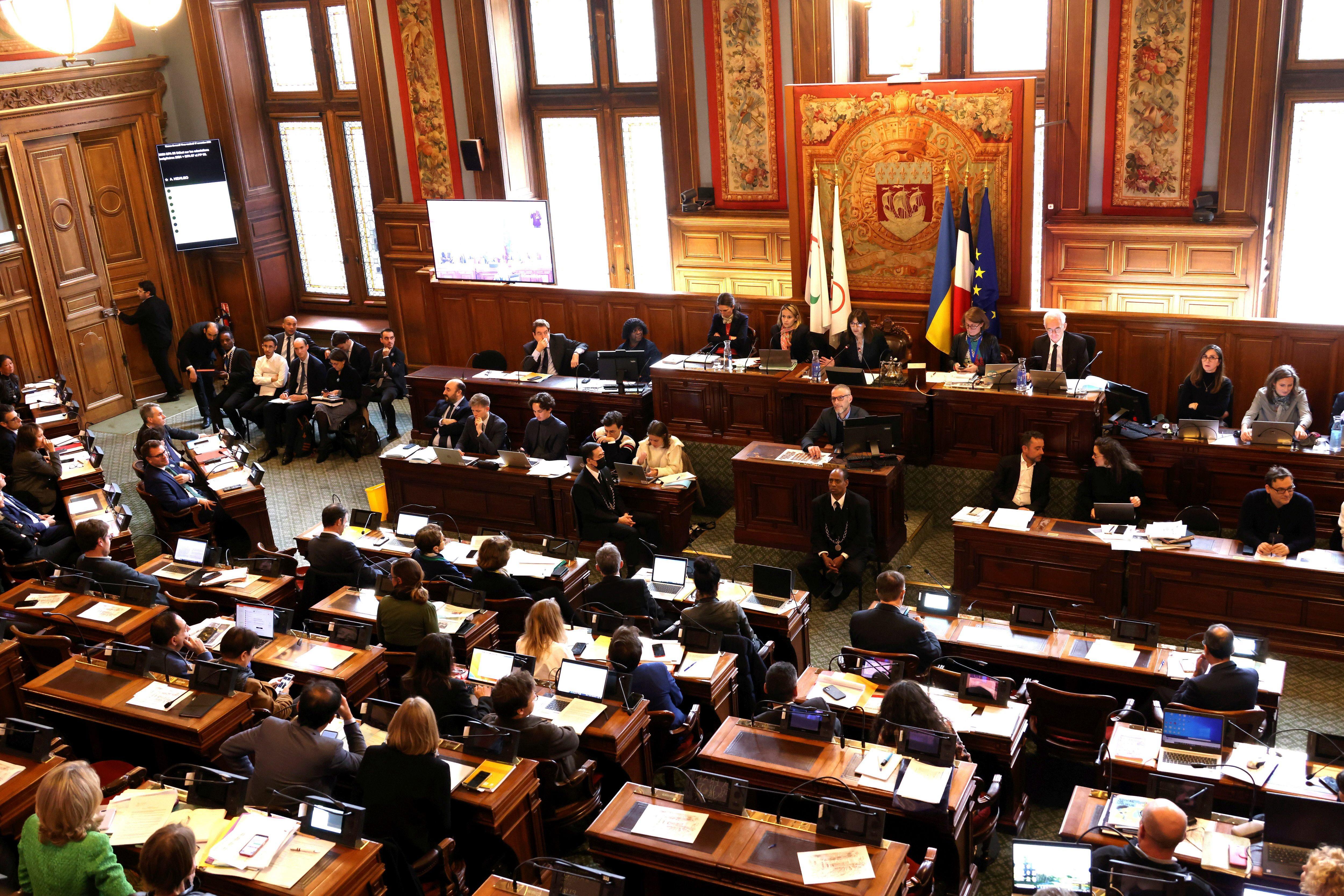 Réforme électorale : Bayrou, le RN et LFI main dans la main pour un coup de force