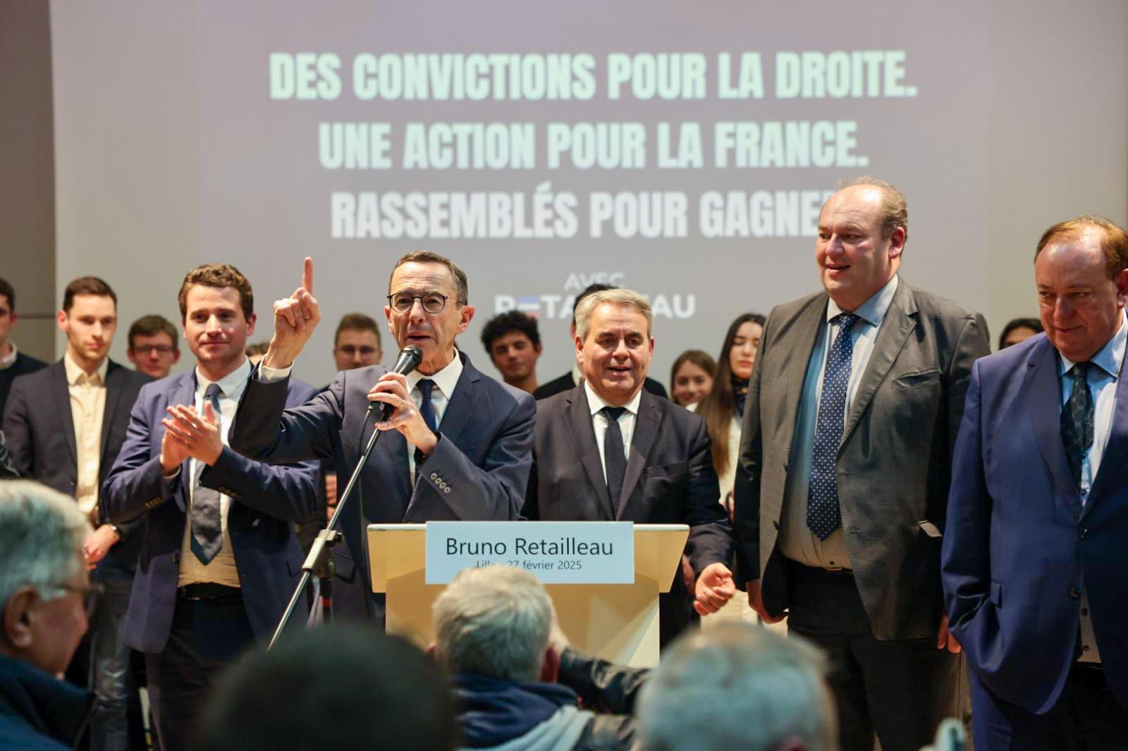 Présidence LR : Bruno Retailleau, ministre le jour, candidat le soir