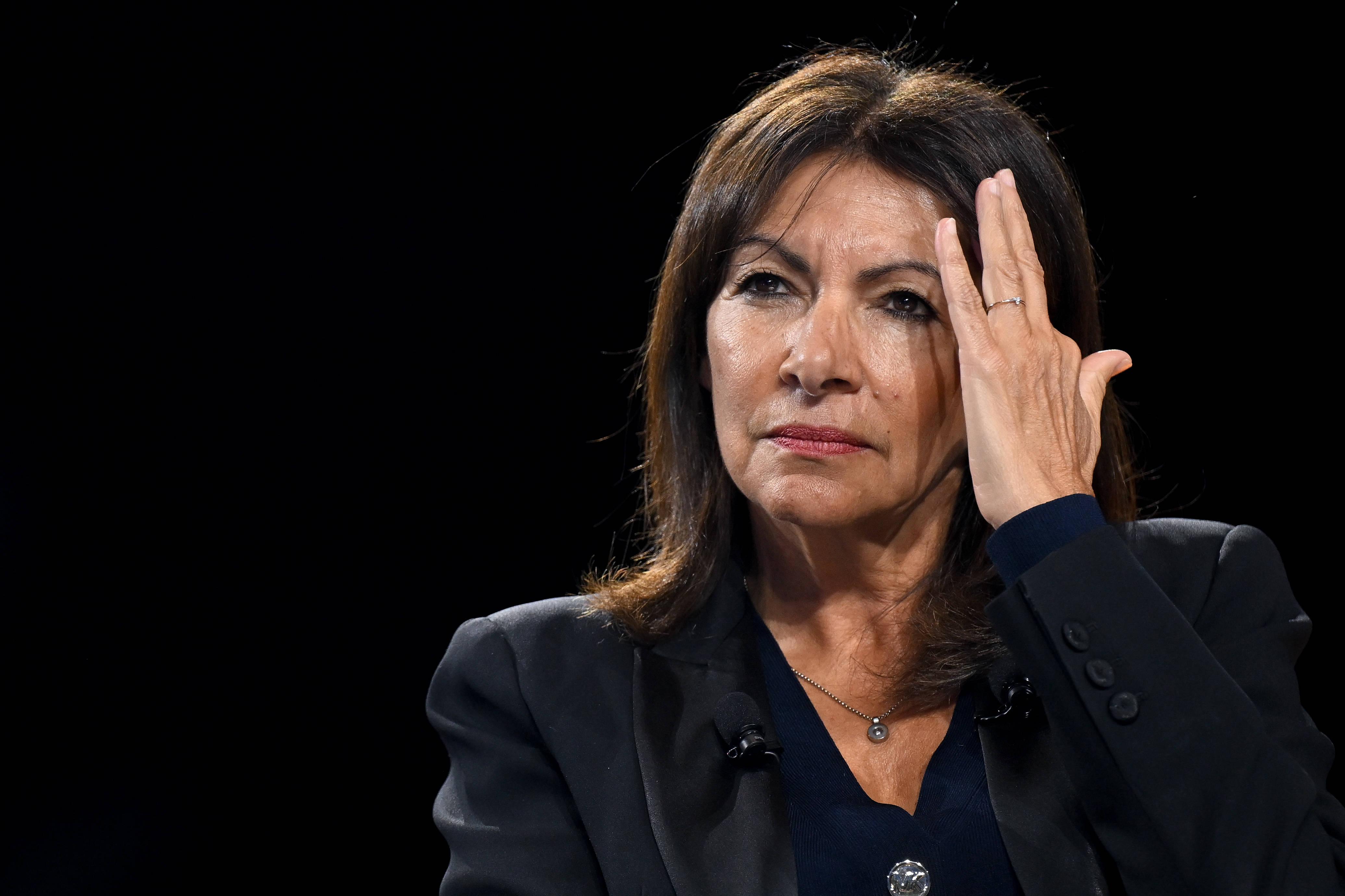 «On est en France, pas en Iran» : les imams de la Grande Mosquée de Paris ont-ils snobé Anne Hidalgo ?