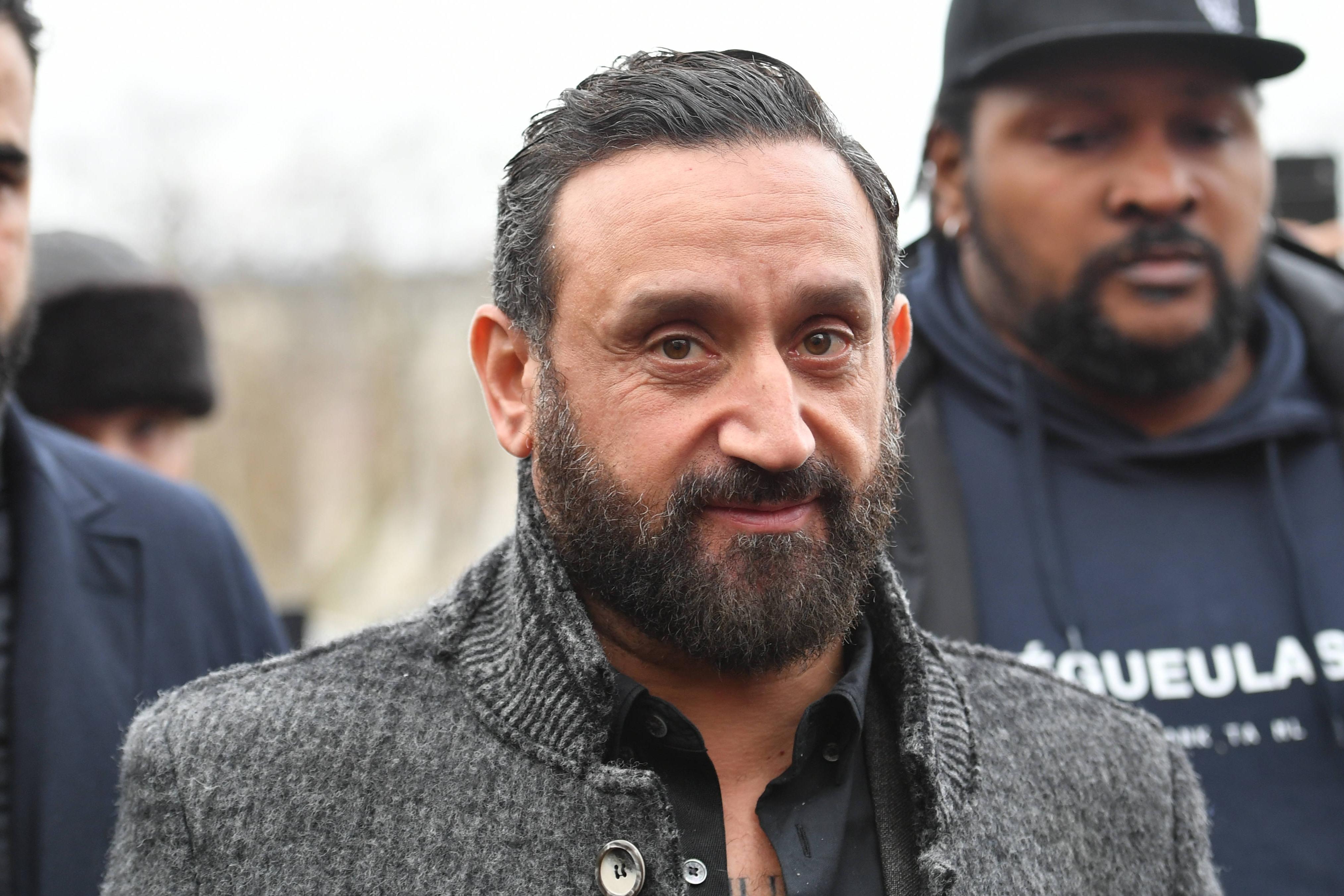 Affiche contre Cyril Hanouna : LFI condamnée à verser 3 500 euros à l’animateur pour atteinte au droit à l’image