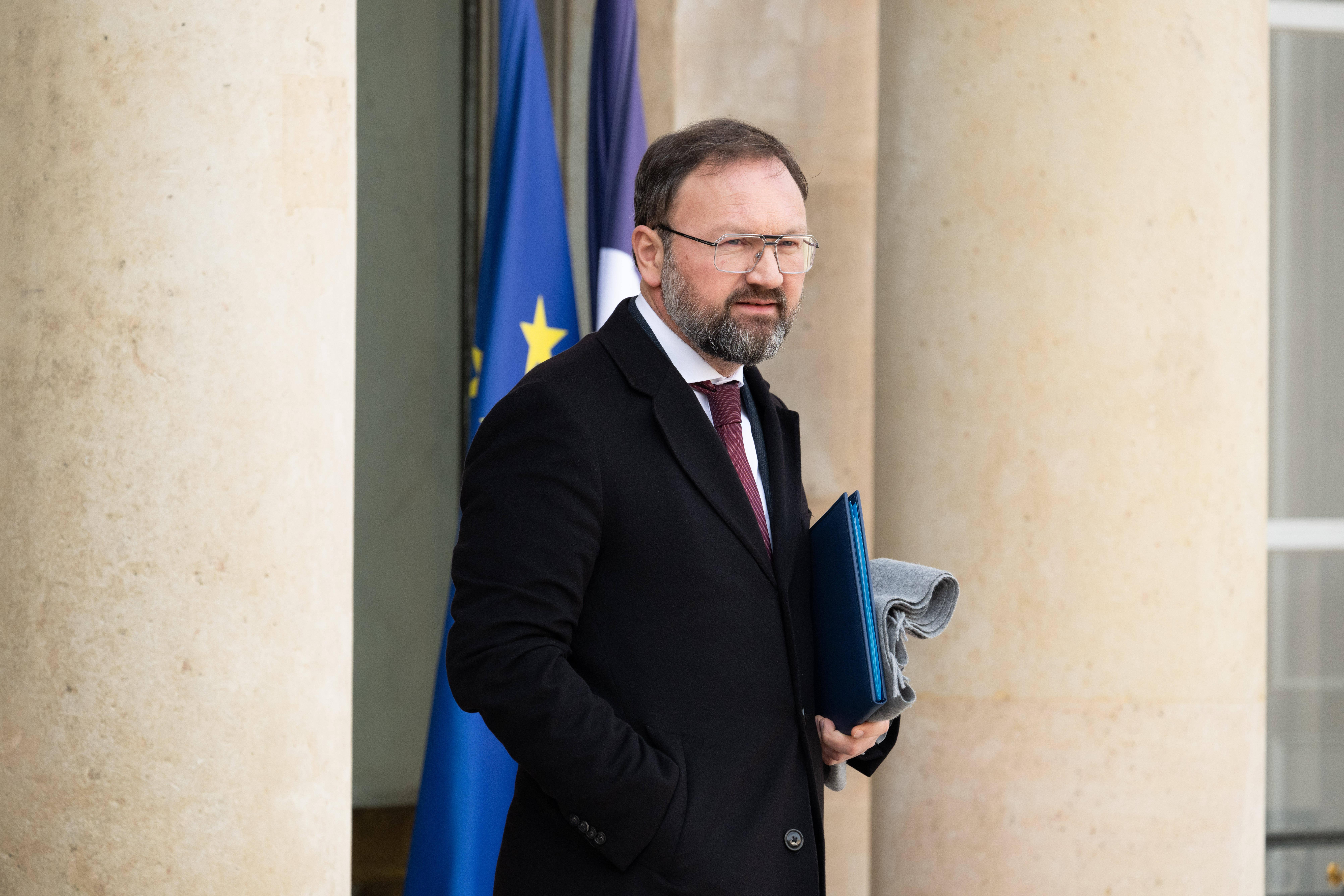 Apologie du terrorisme : le ministre Patrick Mignola évoque la déchéance de nationalité de Rima Hassan