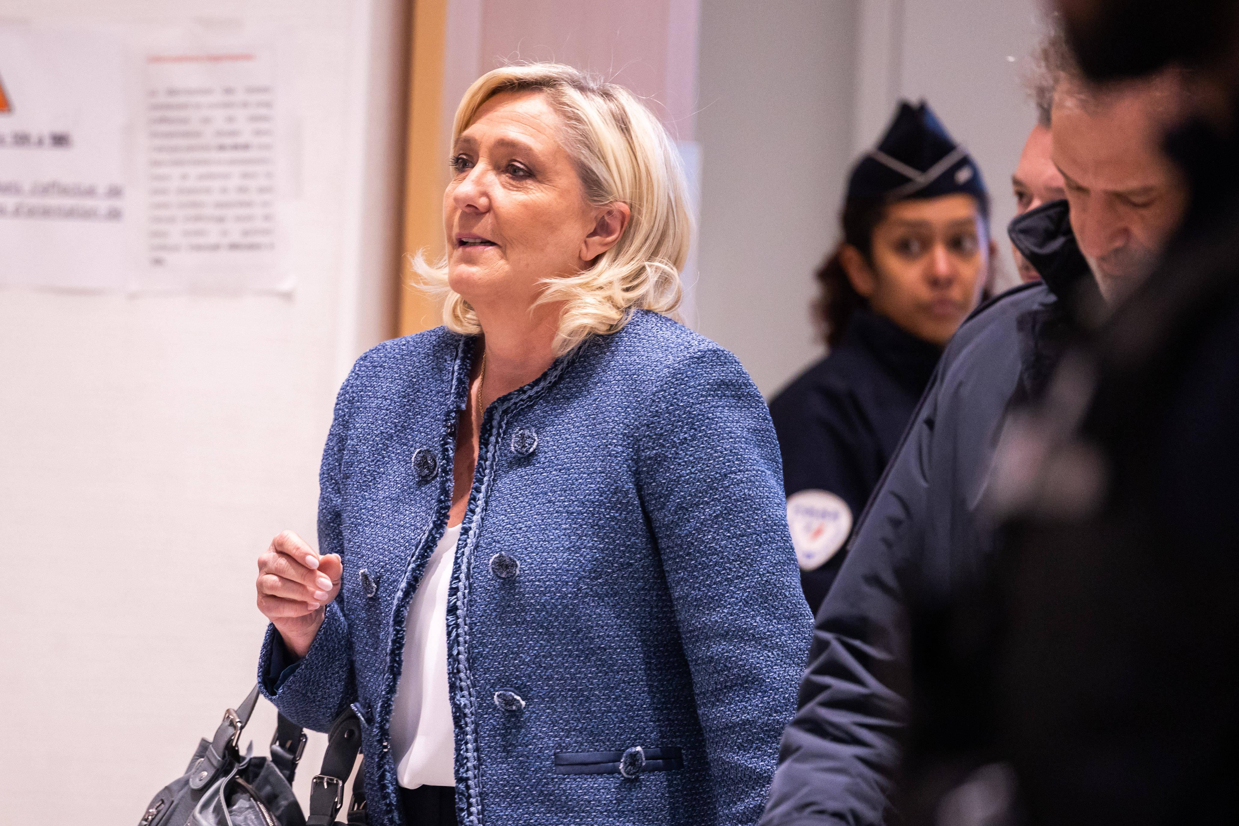 «Cabale judiciaire», «devoir d’exemplarité»… La classe politique fracturée par la condamnation de Marine Le Pen