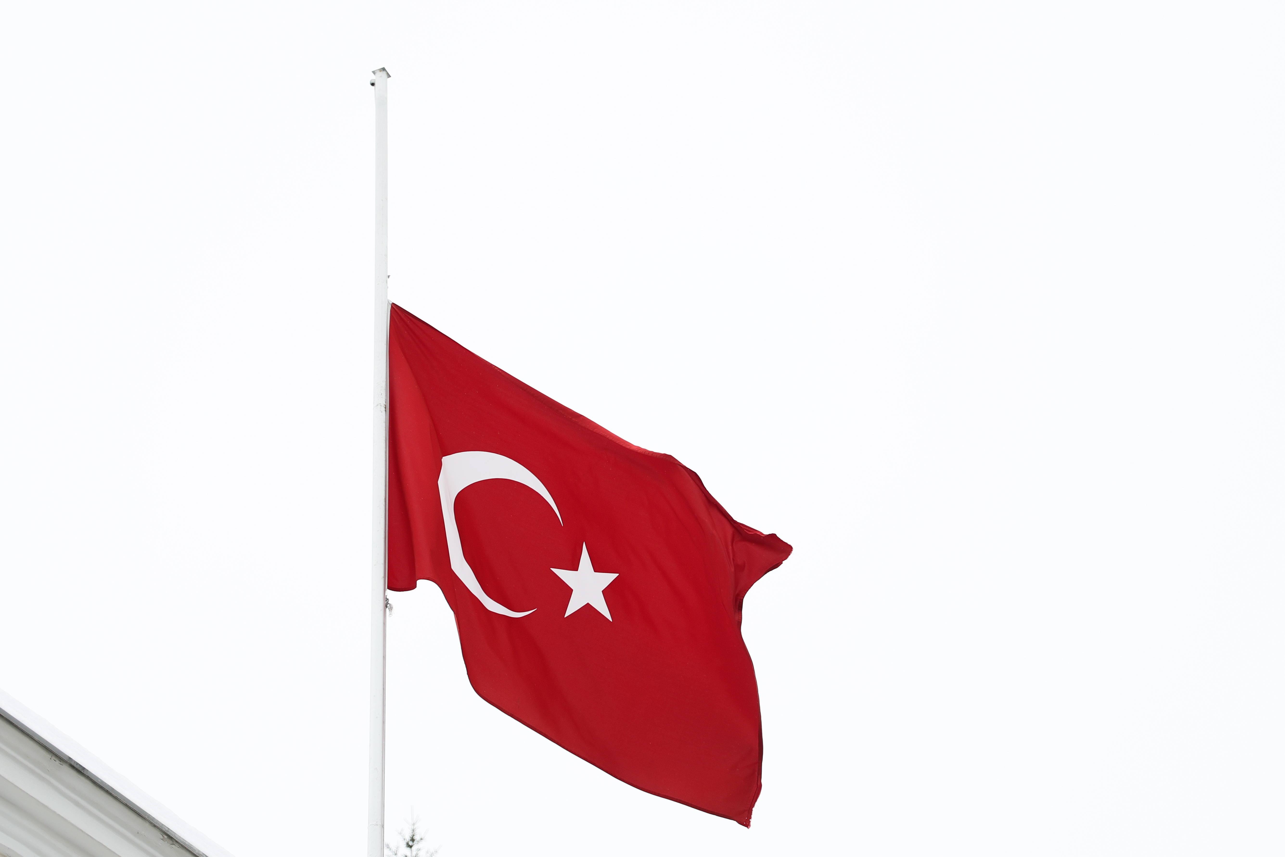 La Turquie demande à l’UE de lever «sans condition» les sanctions contre le nouveau pouvoir islamiste de Syrie