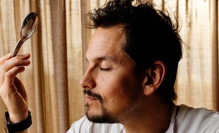 Juan Arbelaez : le chef colombien qui enchante les nuits parisiennes