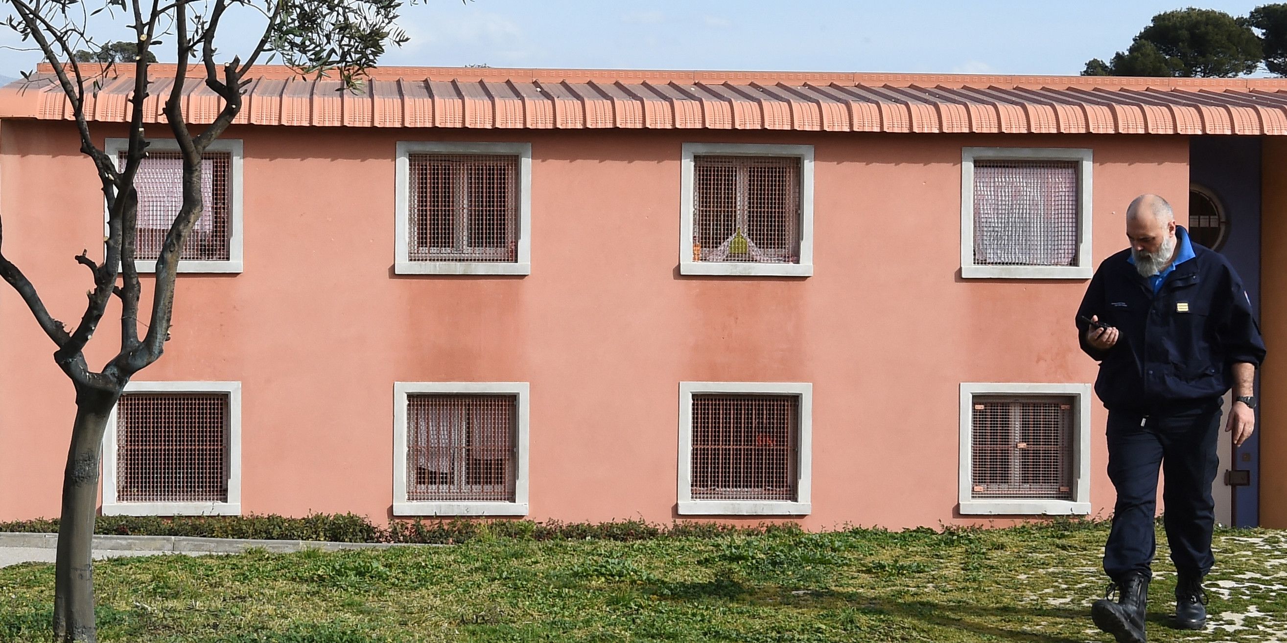 «Des profils issus de la grande délinquance» : dans les prisons pour mineurs de Marseille, les surveillants tirent la sonnette d’alarme