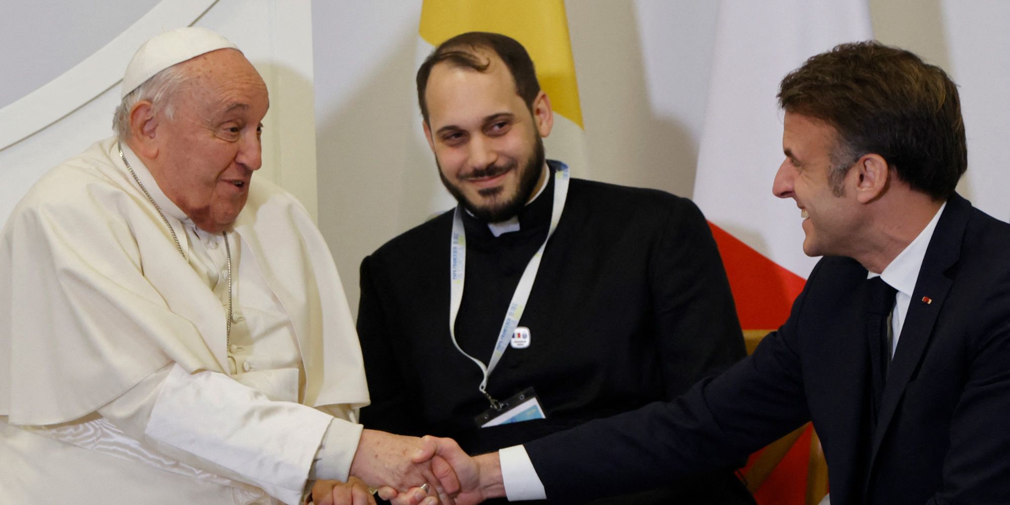 Mort du pape François : comment qualifier les relations qu’entretenait le souverain pontife avec la France ?
