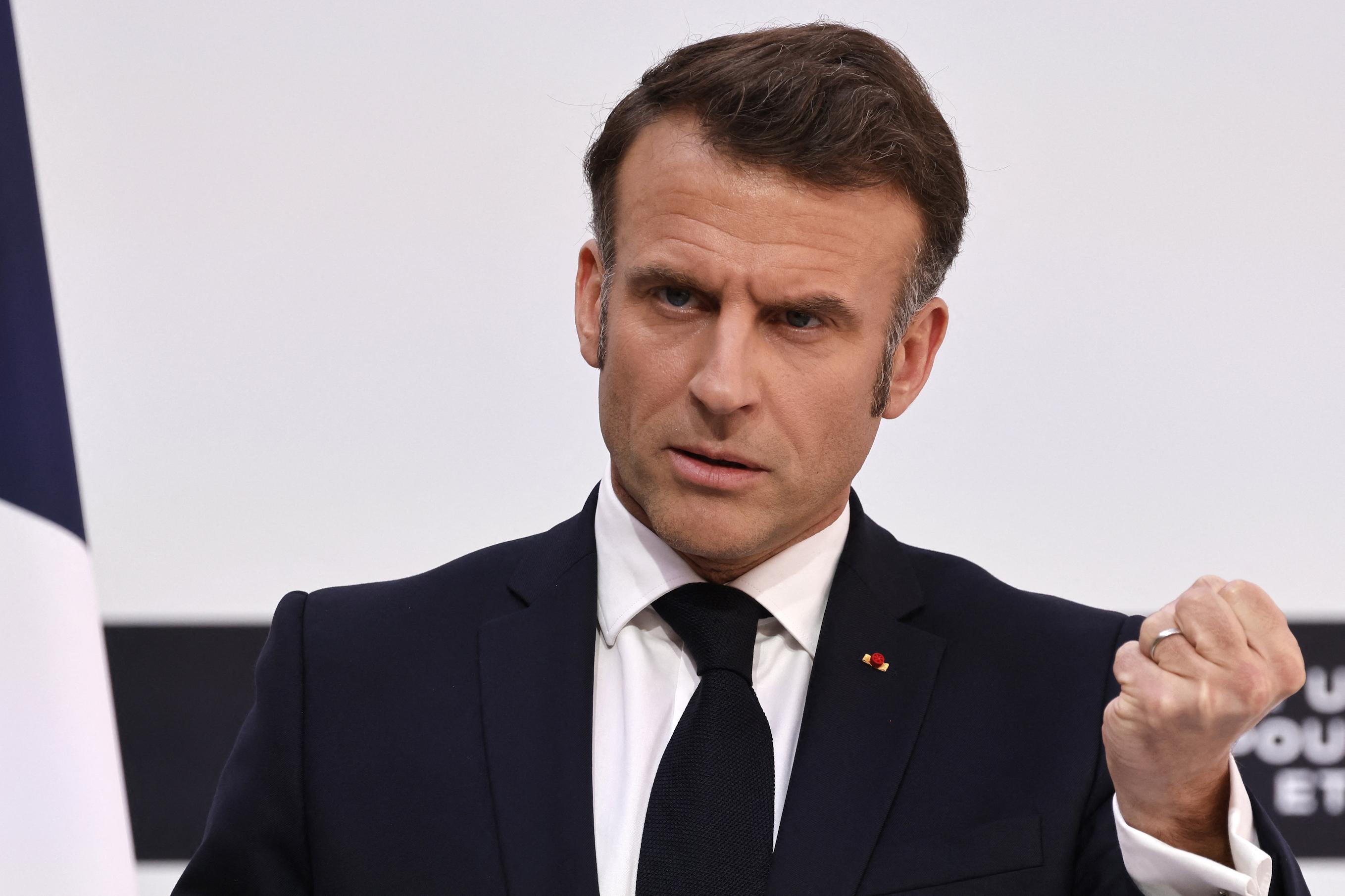Guerre en Ukraine : Macron menace de prendre des «actions fortes» contre la Russie