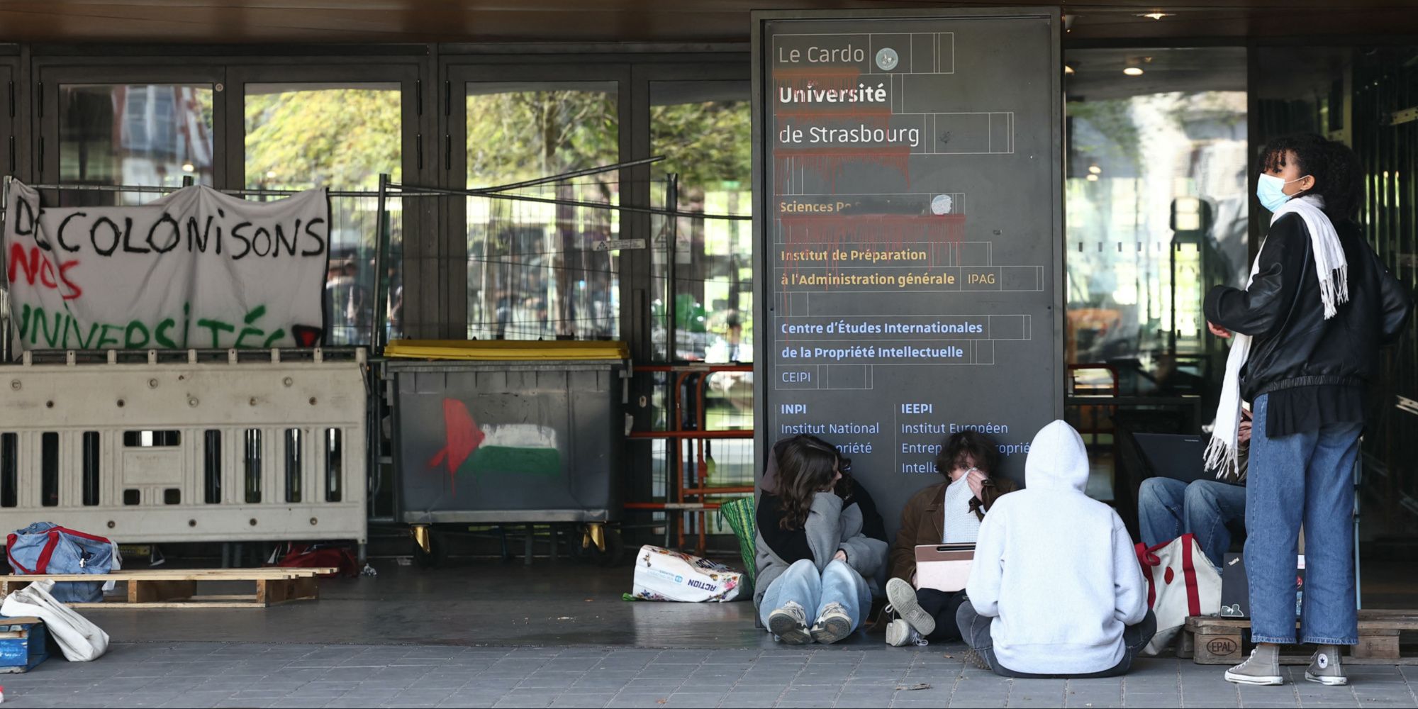 Blocage à Sciences Po Strasbourg : les étudiants protestent contre le maintien du partenariat avec une université israélienne