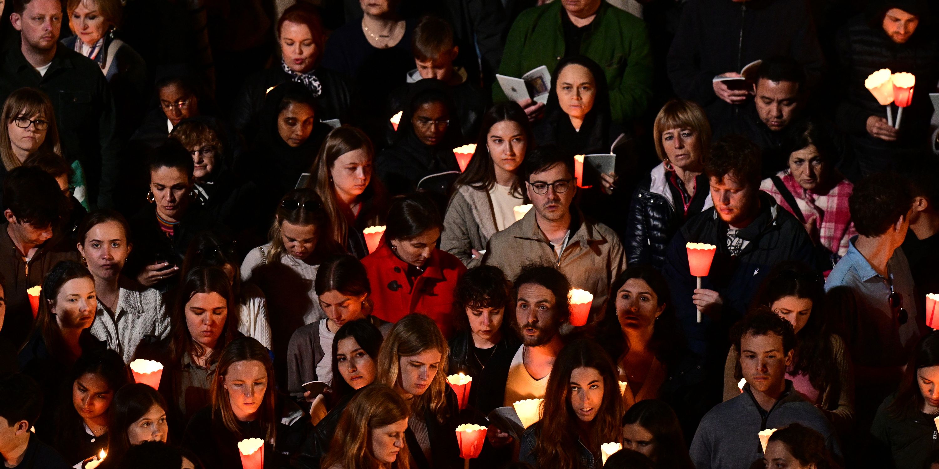 «Nous nous souvenons de la résurrection du Seigneur» : à Rome, les fidèles impatients de participer à la Veillée pascale