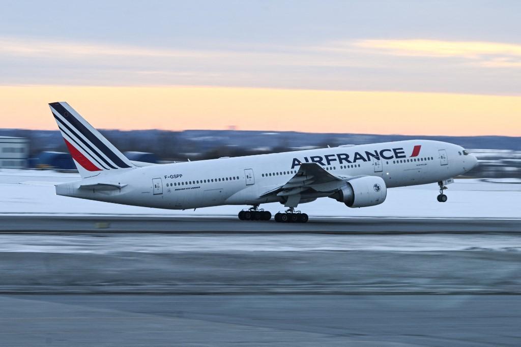 Est-il dangereux de désactiver le mode avion en plein vol ?