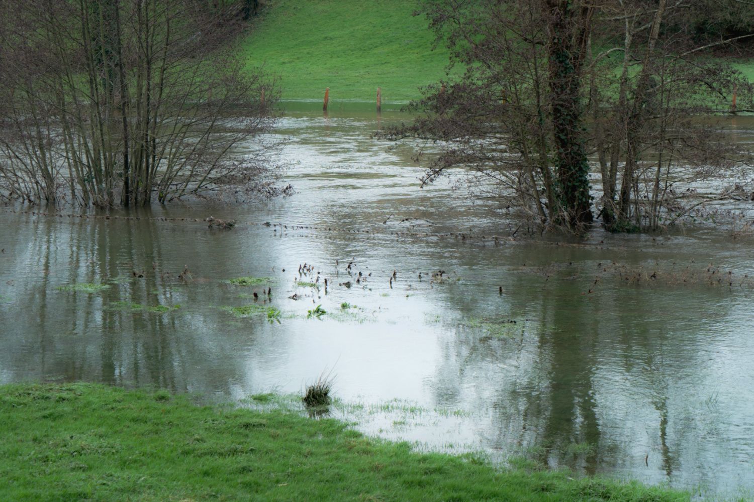 Crues : cinq départements de l’ouest placés en vigilance orange
