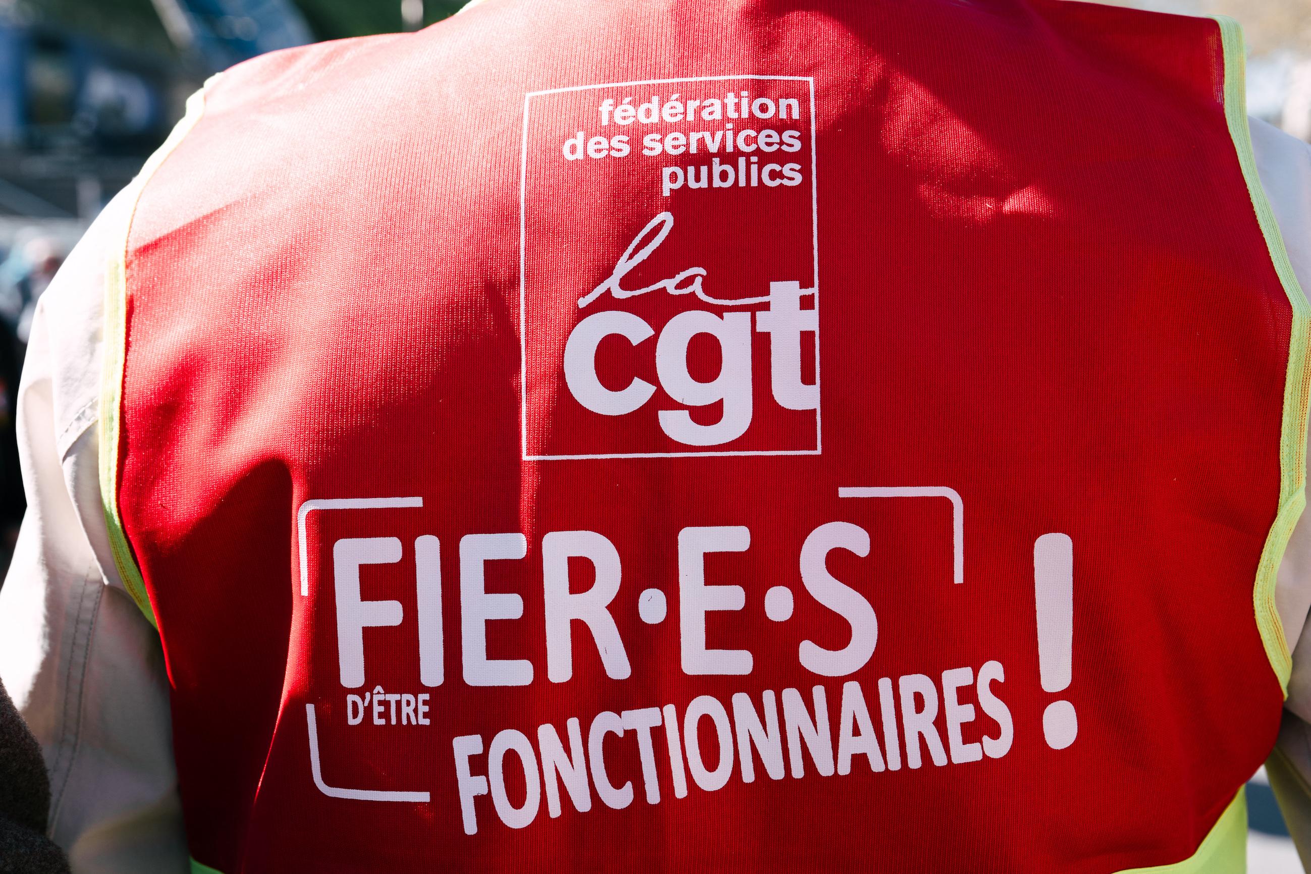 SONDAGE – Un Français sur deux estime qu’il y a trop de fonctionnaires