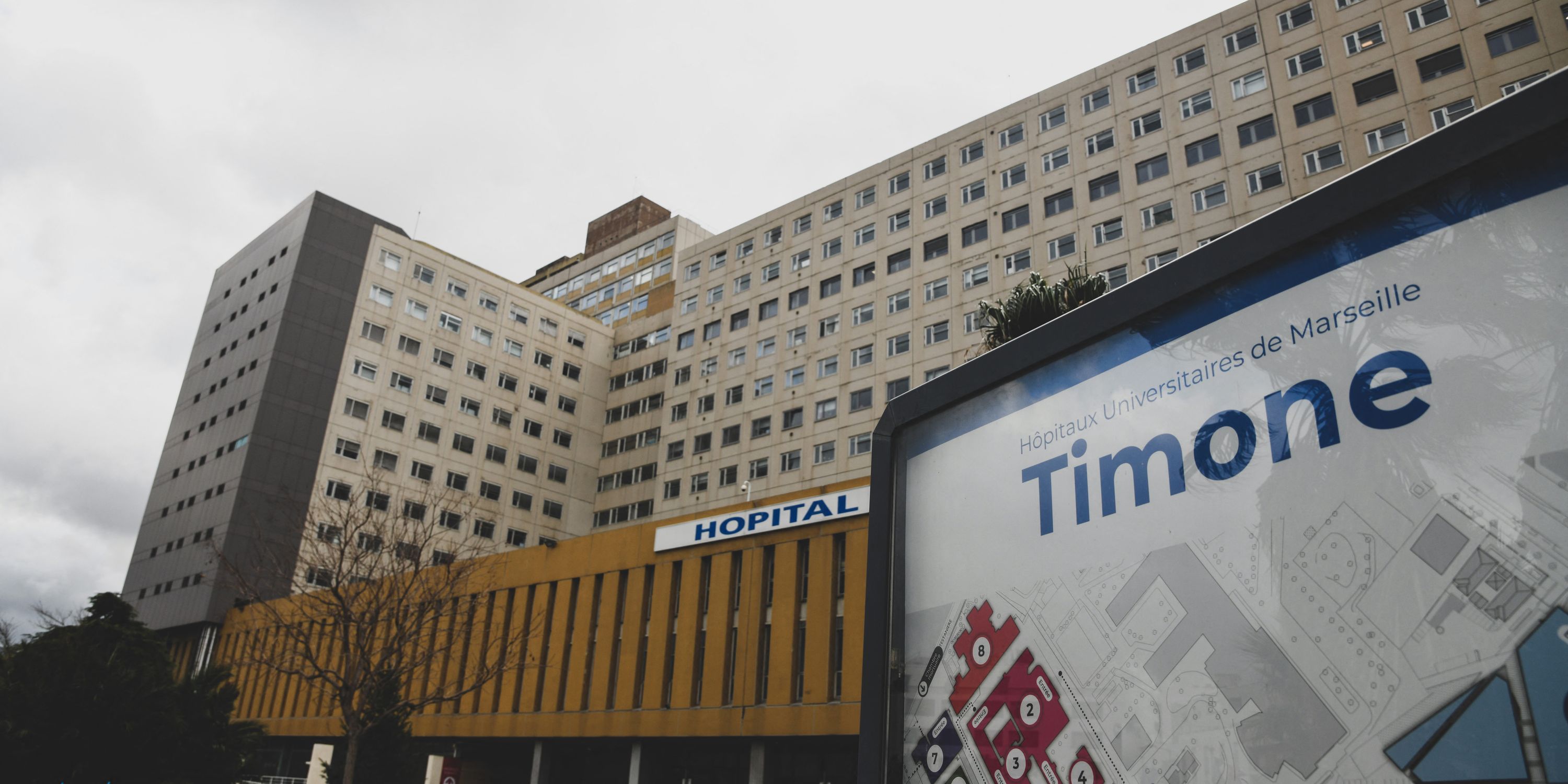 Face à des prix de plus en plus élevés, une loi contre les tarifs des parkings hospitalier ?