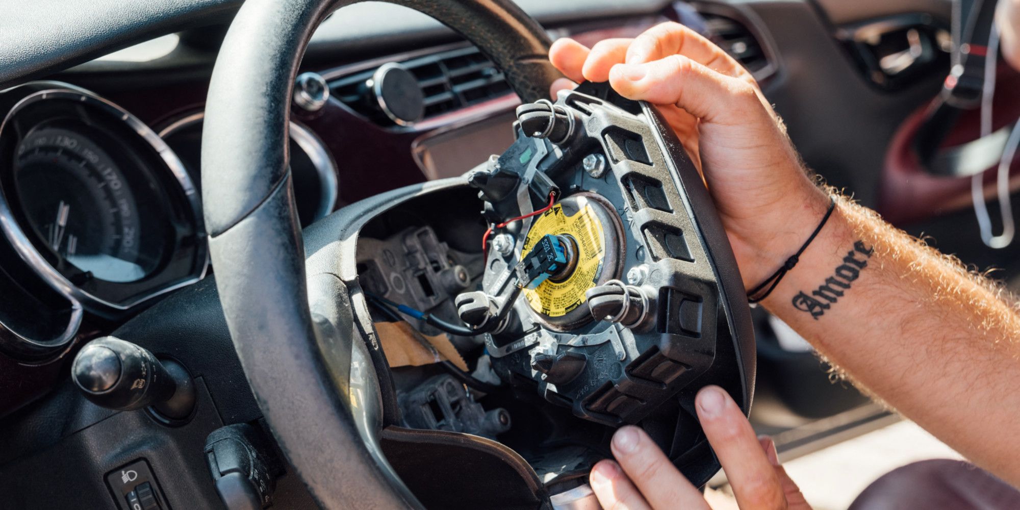 Airbags Takata : «Mon moyen de déplacement quotidien», la nouvelle campagne de rappel qui contrarie ces automobilistes